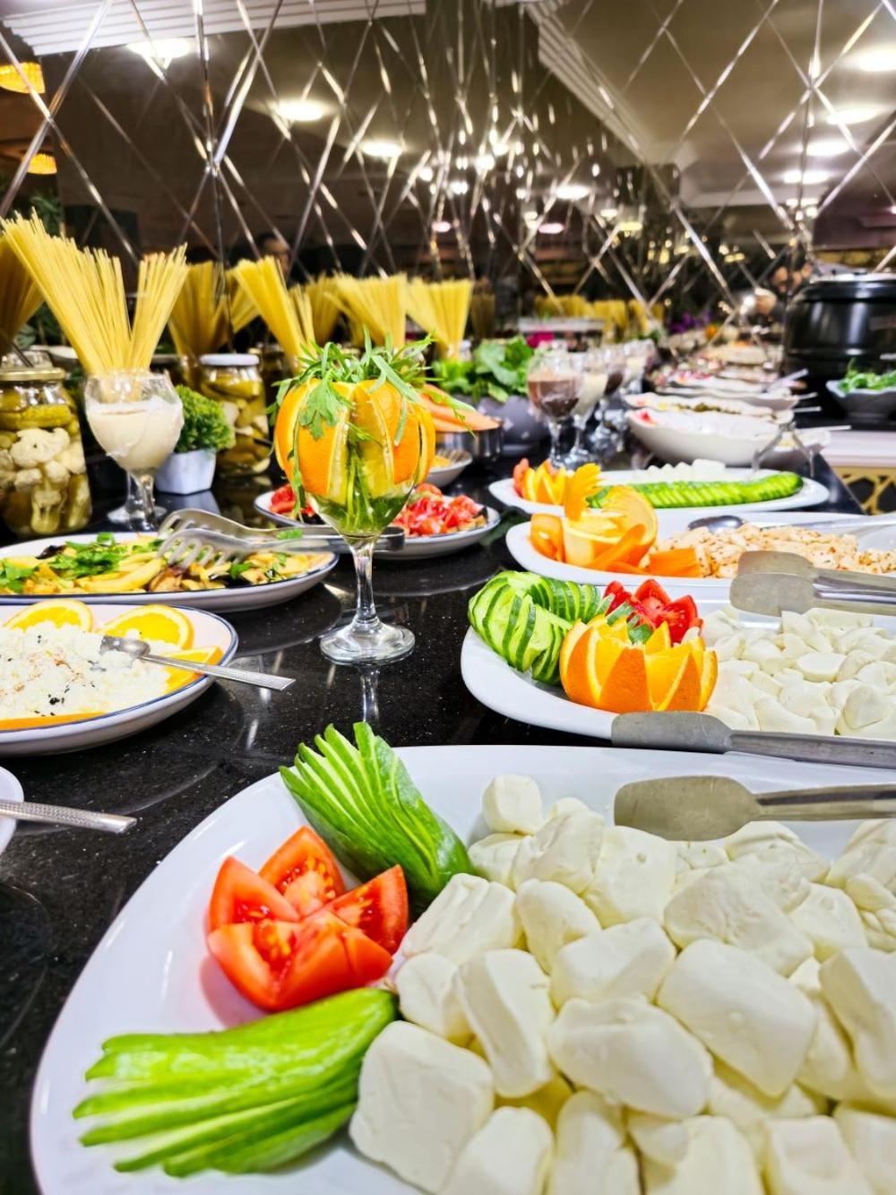 Yilmazel Hotel Газиантеп Екстериор снимка
